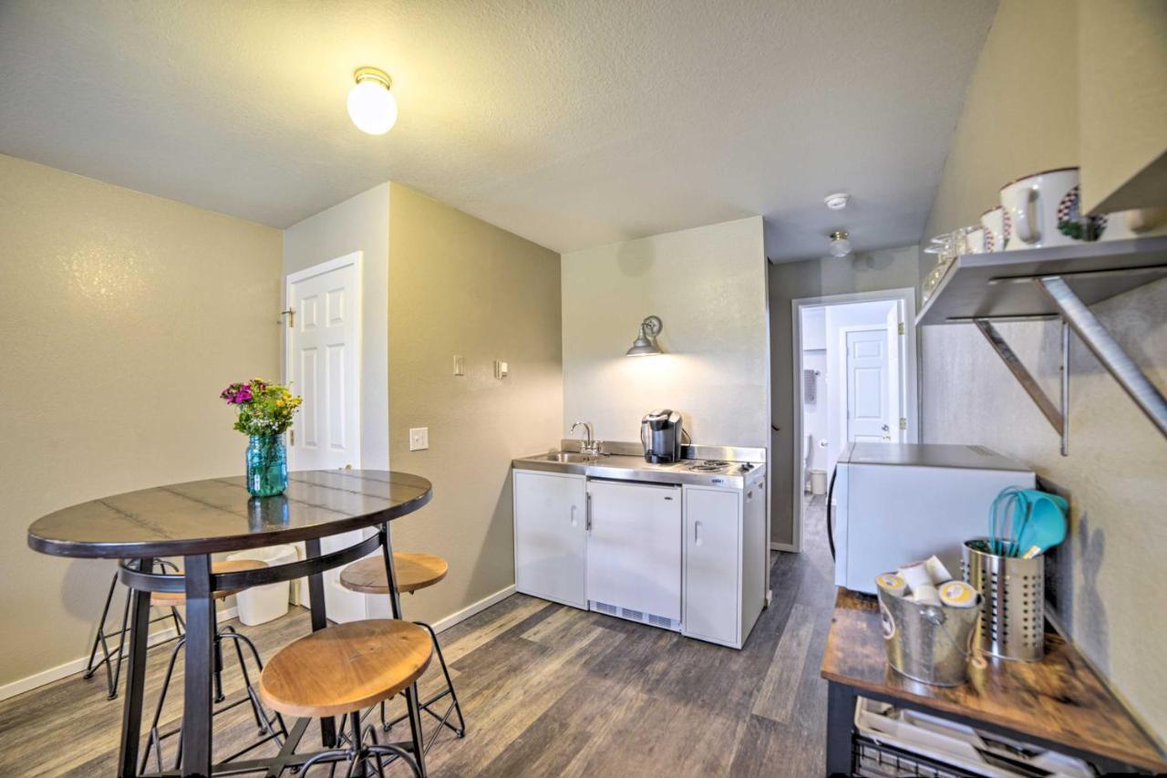 Walkout Apartment With Mtn View On Cortez Ranch Exterior foto